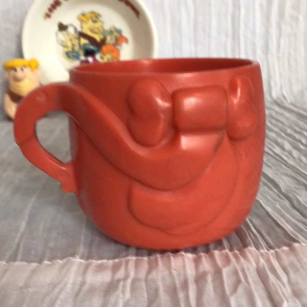 Vintage Flintstones Pebbles plastic cup & bowl & Barney & Dino water squirters - Picture 4 of 16